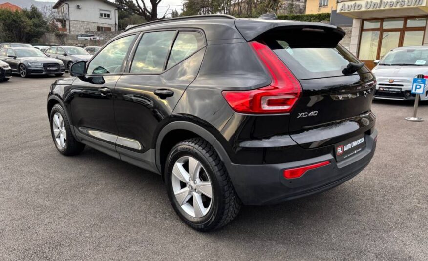 Volvo XC40 Momentum Pro D3 Automatic