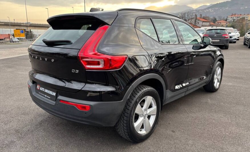 Volvo XC40 Momentum Pro D3 Automatic