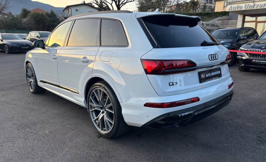 Audi Q7 55 TFSI-e Quattro S-Line