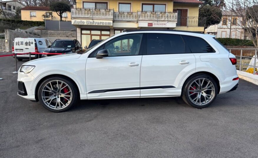 Audi Q7 55 TFSI-e Quattro S-Line