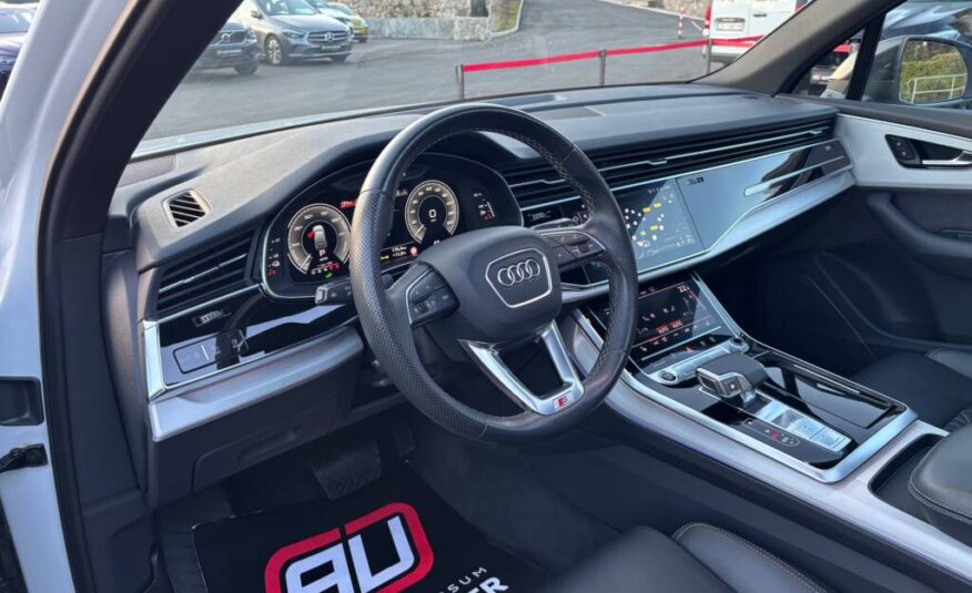 Audi Q7 55 TFSI-e Quattro S-Line