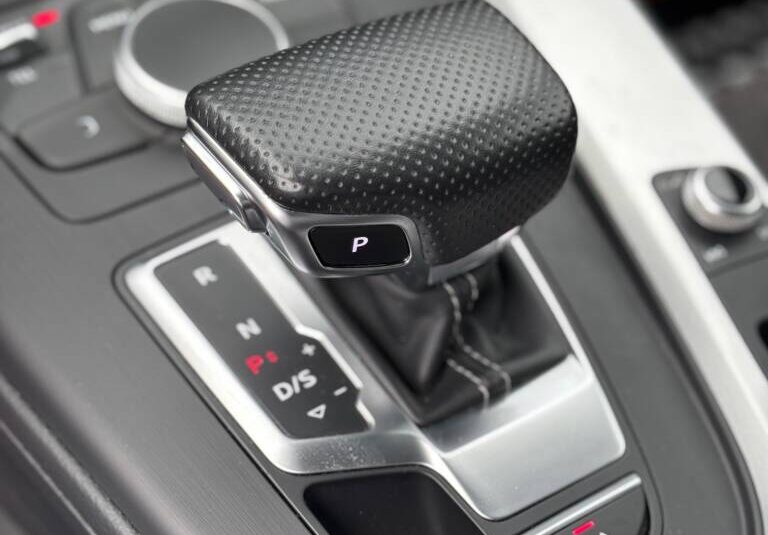 Audi A4 2.0 TDI S-Tronic S-Line