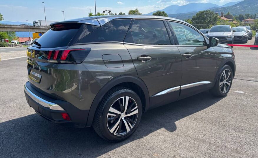 Peugeot 3008 1.6 HDI Allure