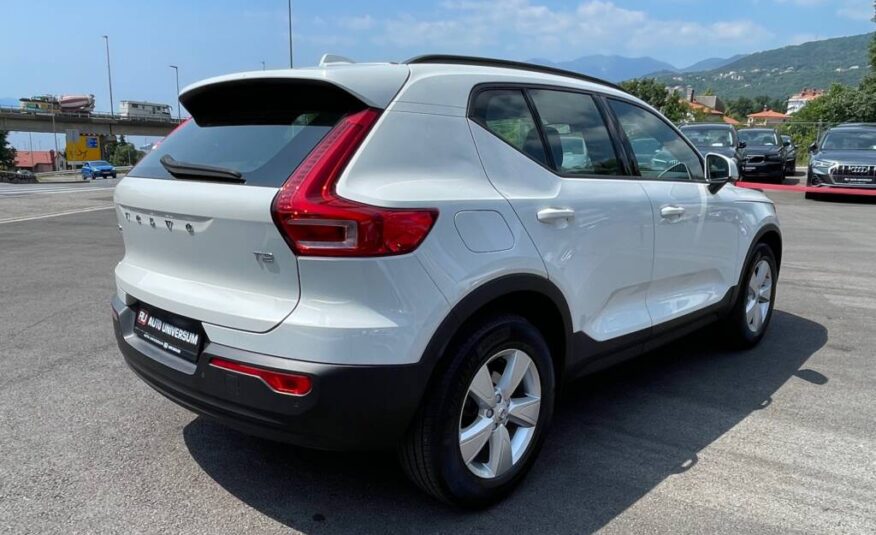 Volvo XC40 T2 Momentum