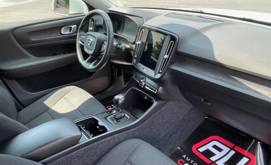 Volvo XC40 T2 Momentum