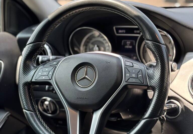 Mercedes GLA 220 CDI Urban Automatic