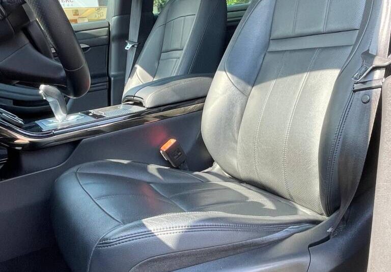 Range Rover Evoque 2.0D SE R-Dynamic AWD Automatic