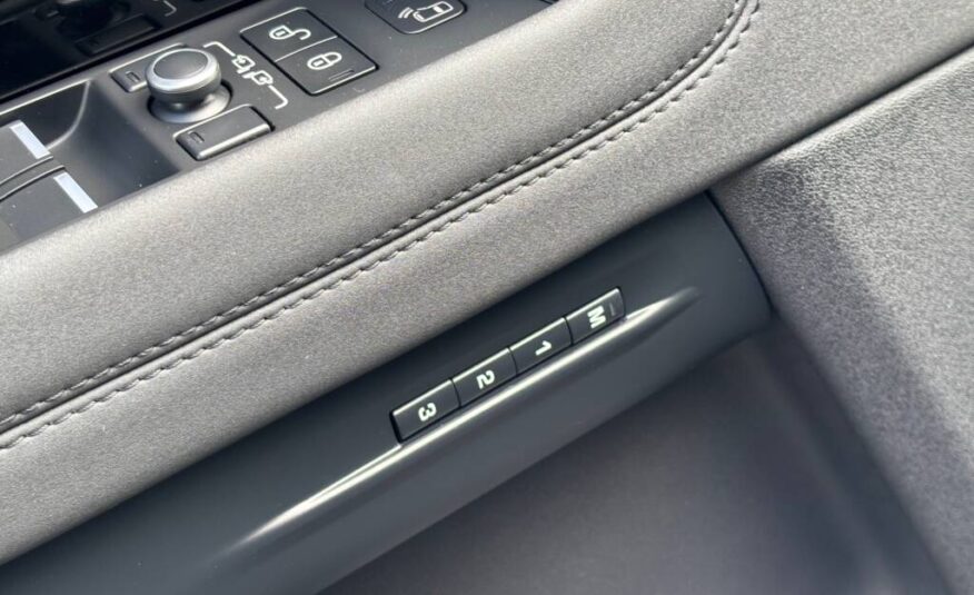 Range Rover Evoque 2.0D SE R-Dynamic AWD Automatic