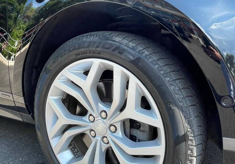 Range Rover Evoque 2.0D SE R-Dynamic AWD Automatic