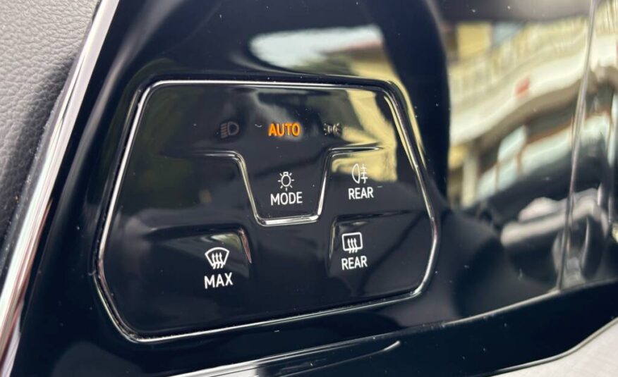 VW Golf 8 2.0 TDI DSG