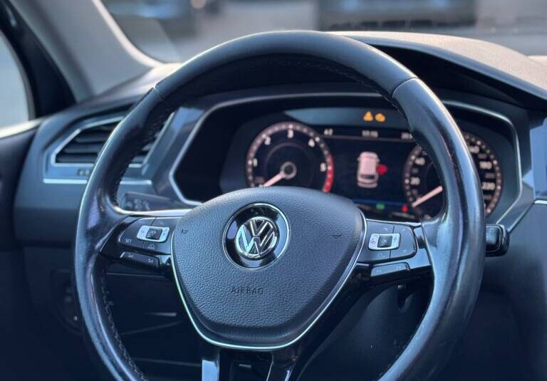 VW Tiguan Allspace 2.0 TDI R-Line DSG
