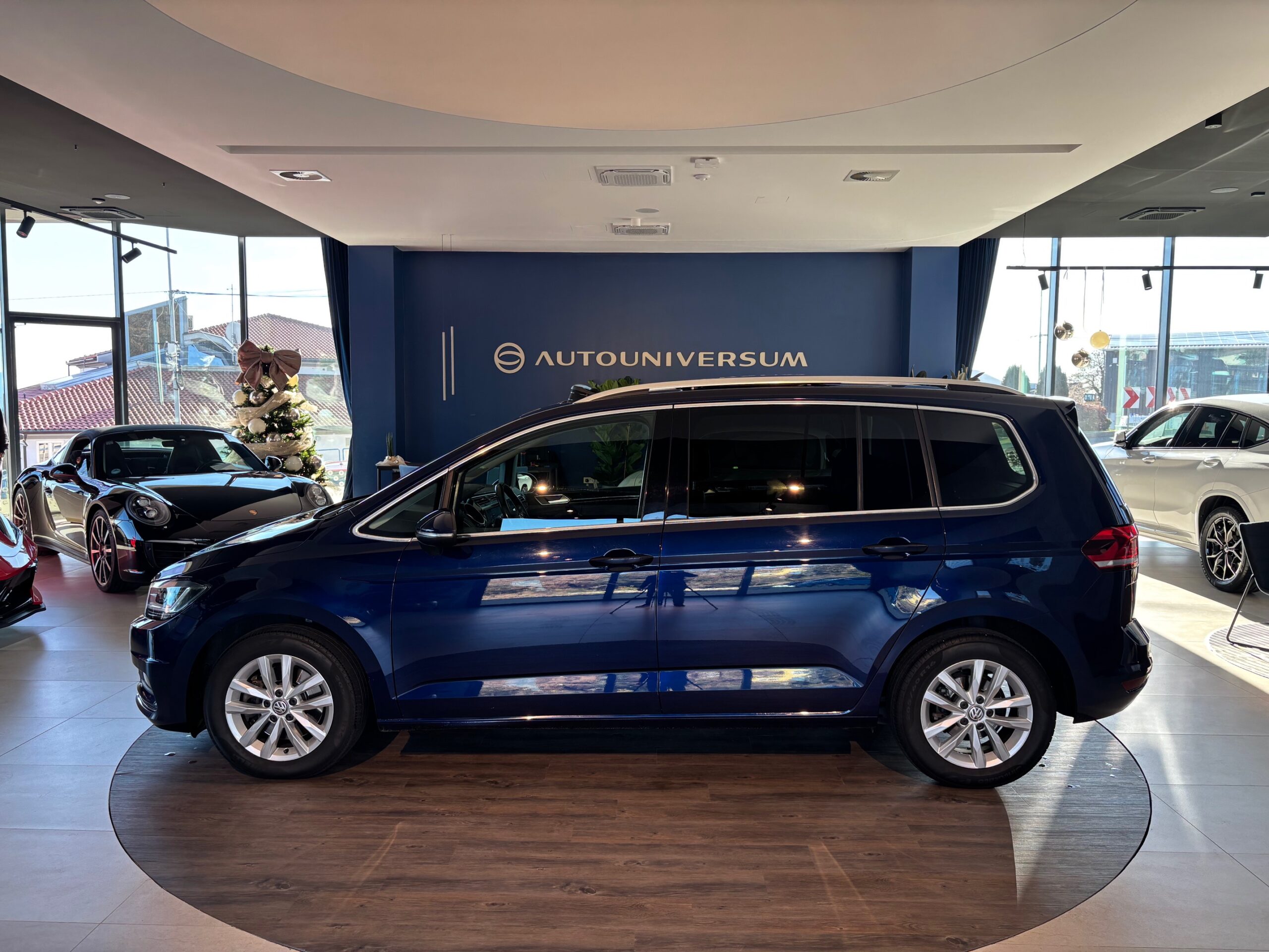 VW Touran 1.6 TDI DSG Highline