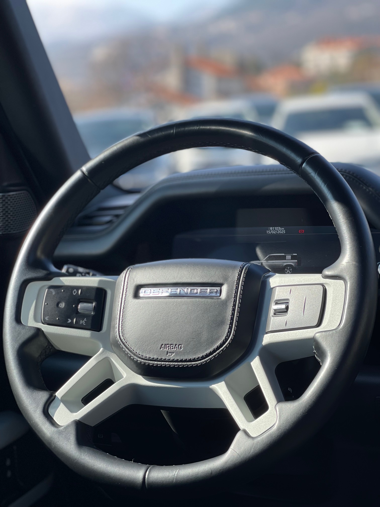 Land Rover Defender D250 X-Dynamic HSE