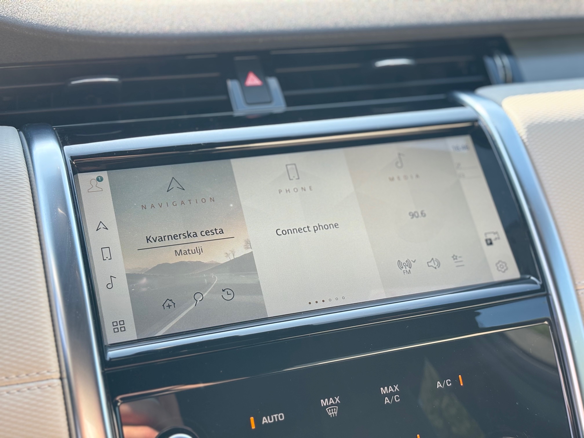 Land Rover Discovery Sport D165 R-Dynamic SE