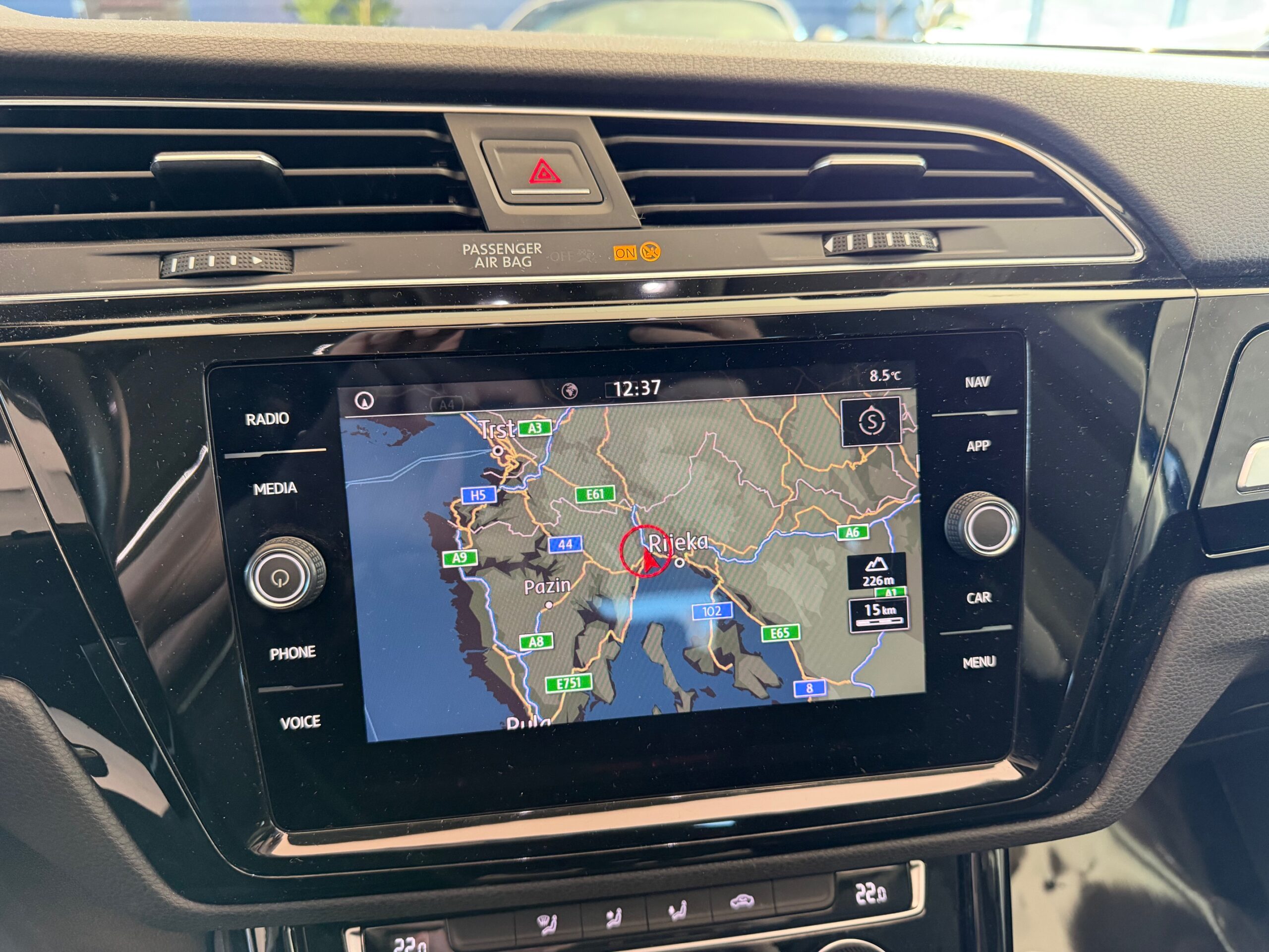 VW Touran 1.6 TDI DSG Highline