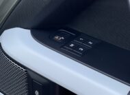 Land Rover Defender D250 X-Dynamic HSE