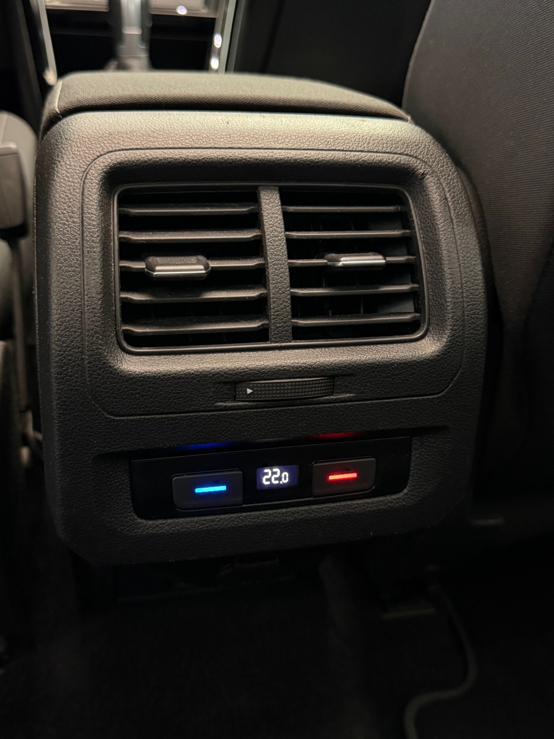 VW Touran 1.6 TDI DSG Highline