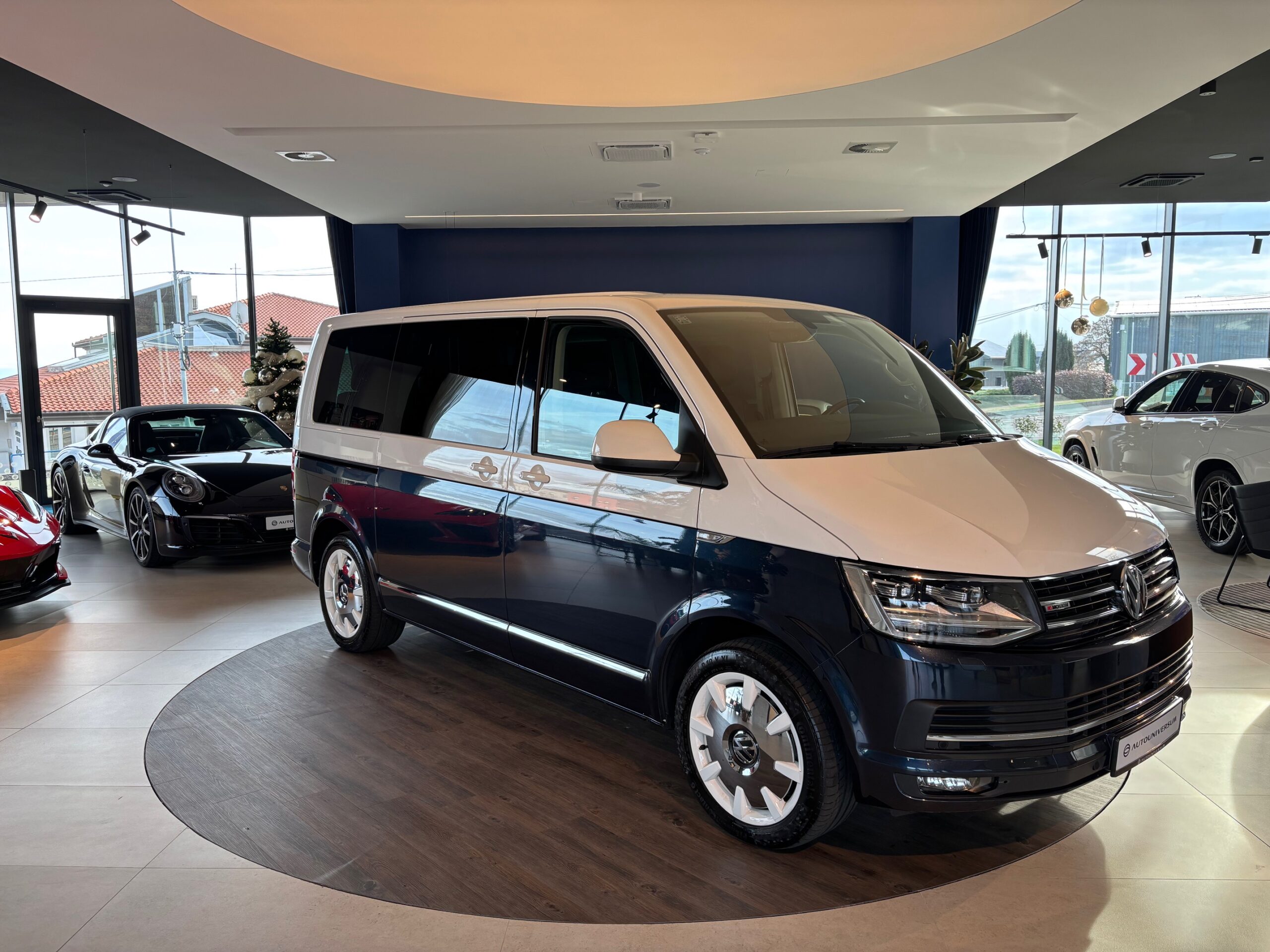 Volkswagen Multivan 6.1 2.0 TDI DSG 4Motion