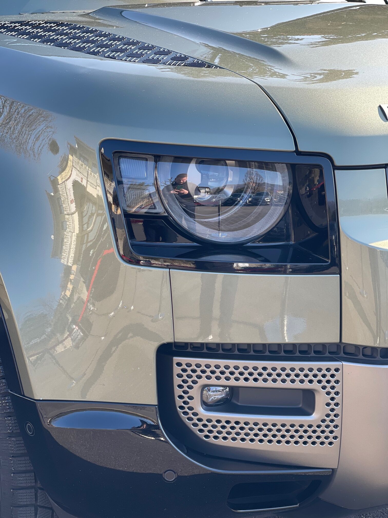 Land Rover Defender D250 X-Dynamic HSE