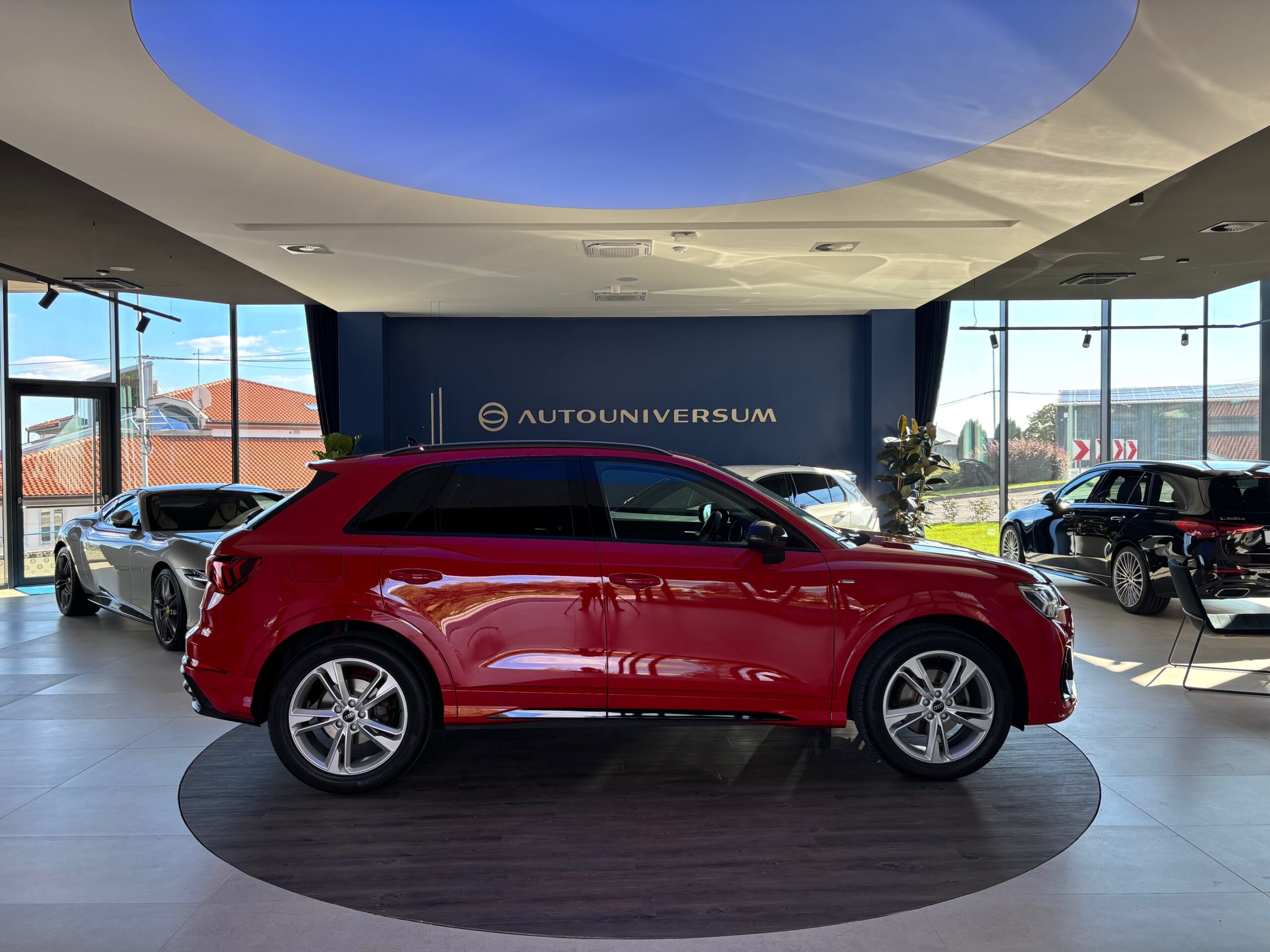 Audi Q3 35TFSI S-Line S-Tronic