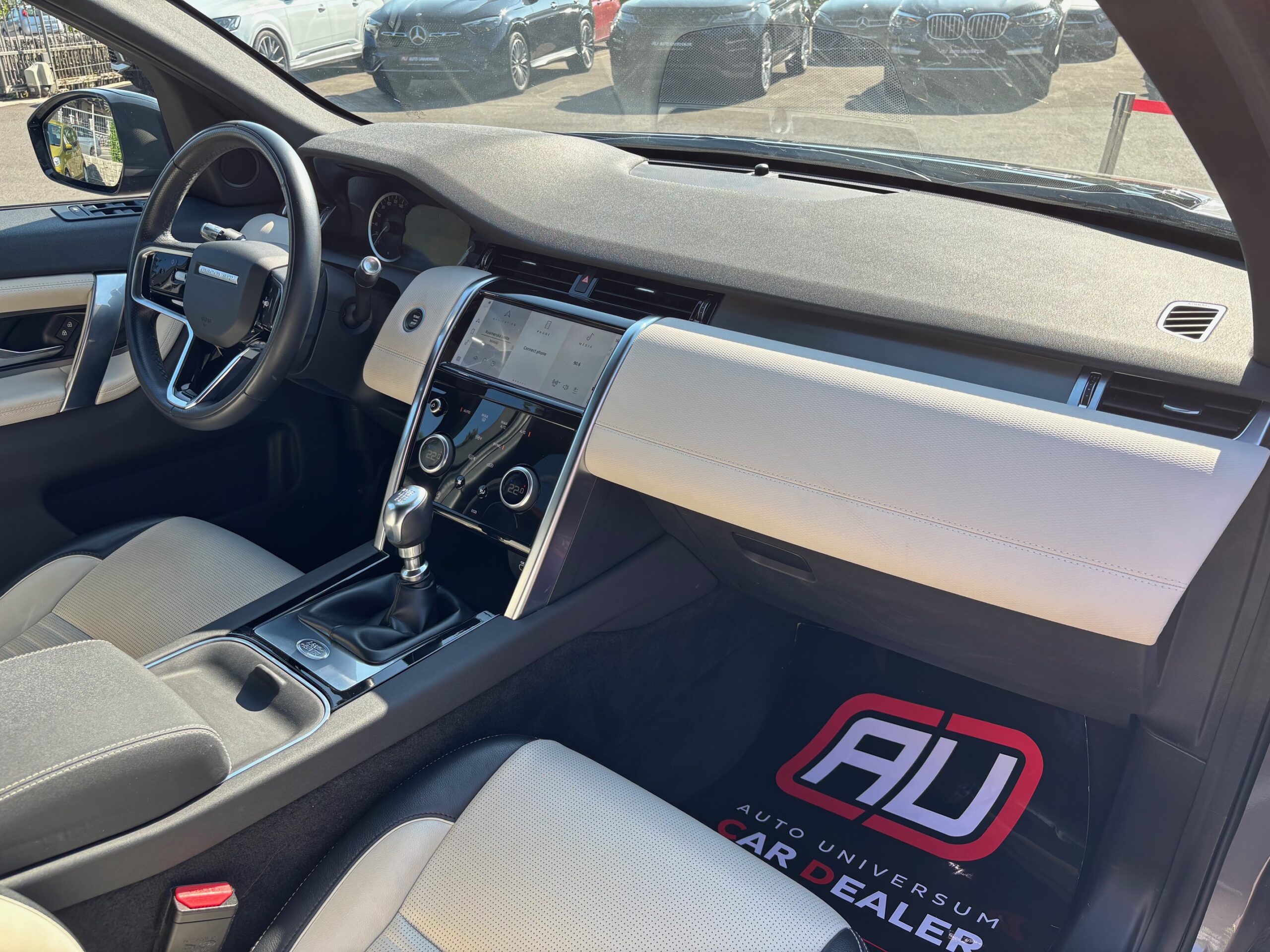 Land Rover Discovery Sport D165 R-Dynamic SE