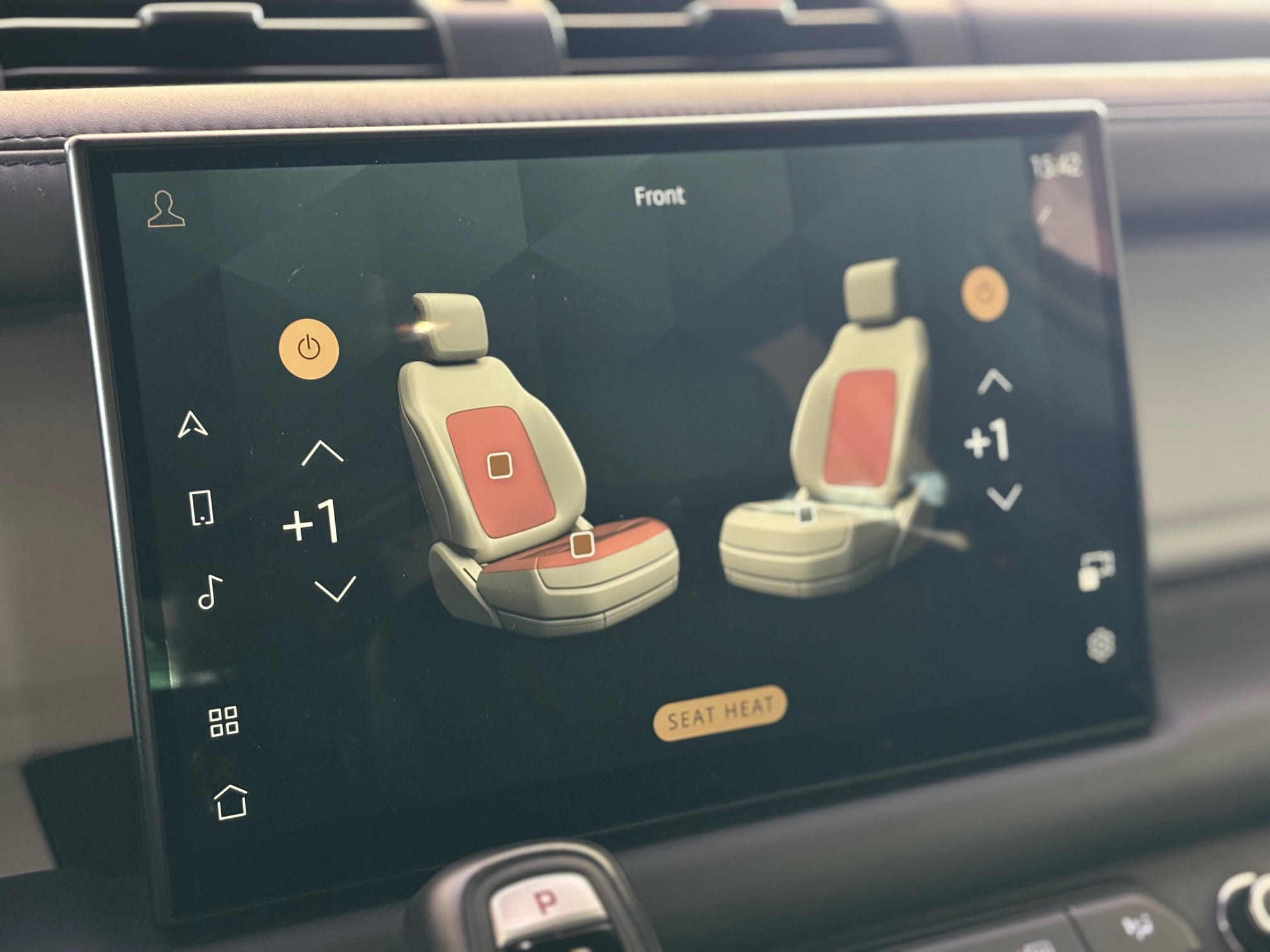 Land Rover Defender D250 X-Dynamic HSE