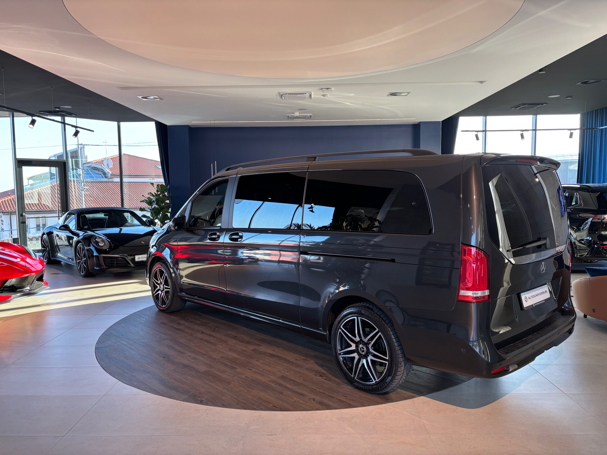 Mercedes V300d 4Matic AMG Line Extra Long