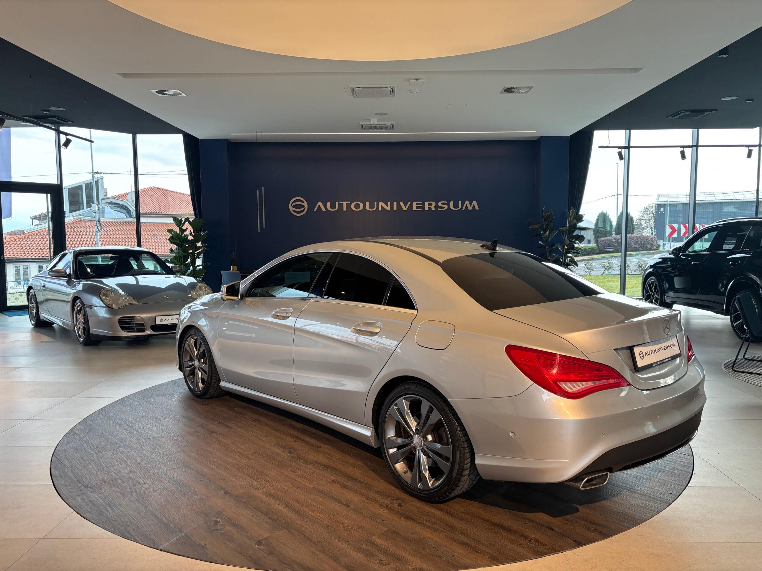Mercedes CLA 180 Automatic
