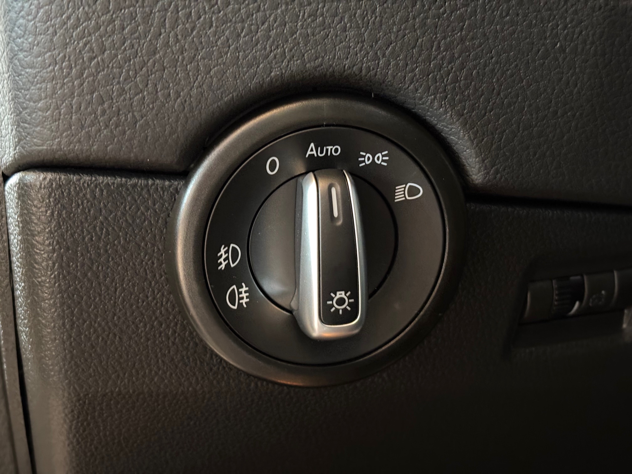 Volkswagen Multivan 6.1 2.0 TDI DSG 4Motion