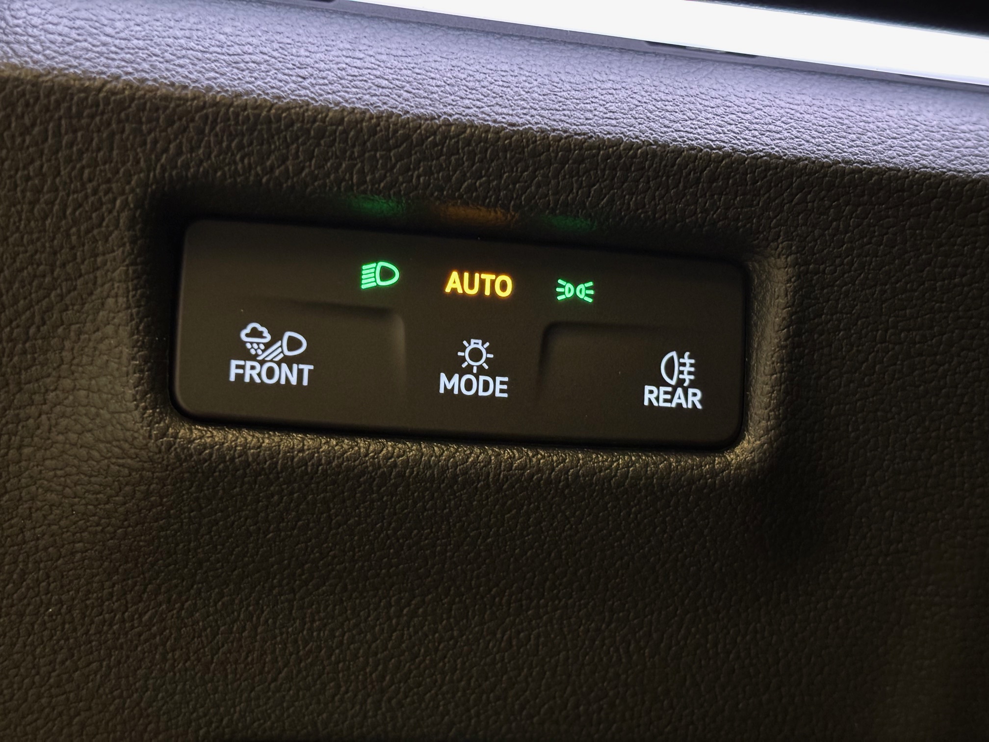 VW Tiguan 2.0 TDI DSG R-Line Plus