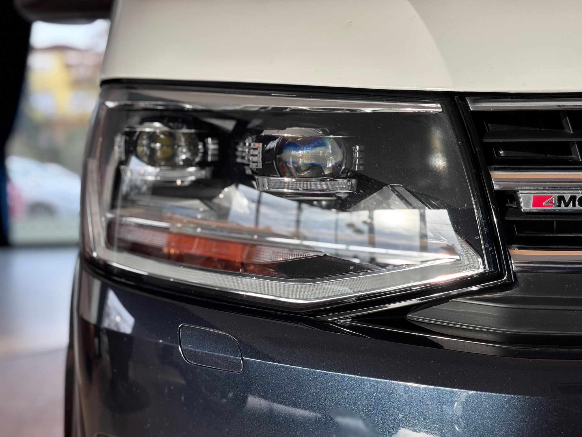 Volkswagen Multivan 6.1 2.0 TDI DSG 4Motion