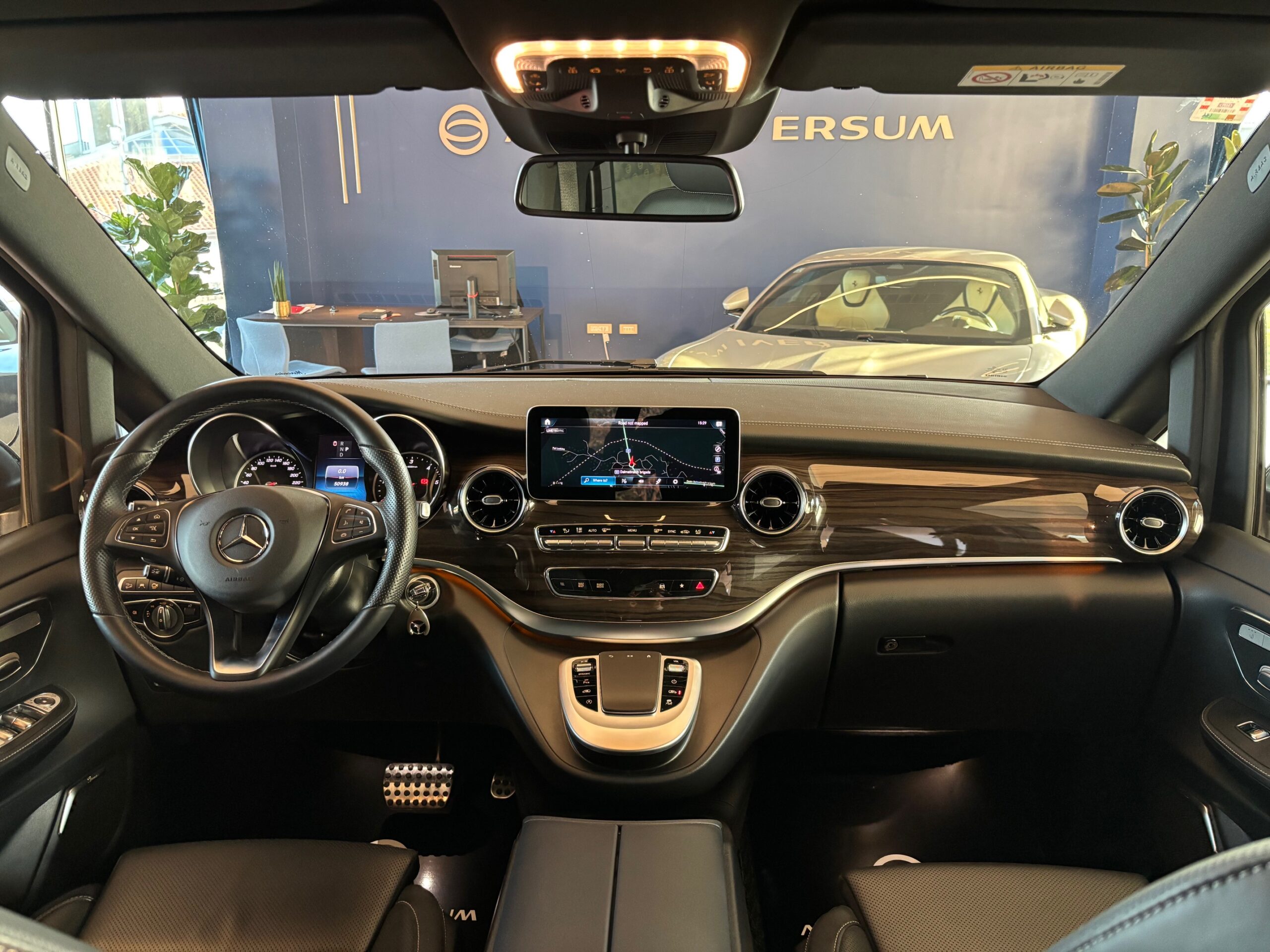 Mercedes V300d 4Matic AMG Line Extra Long