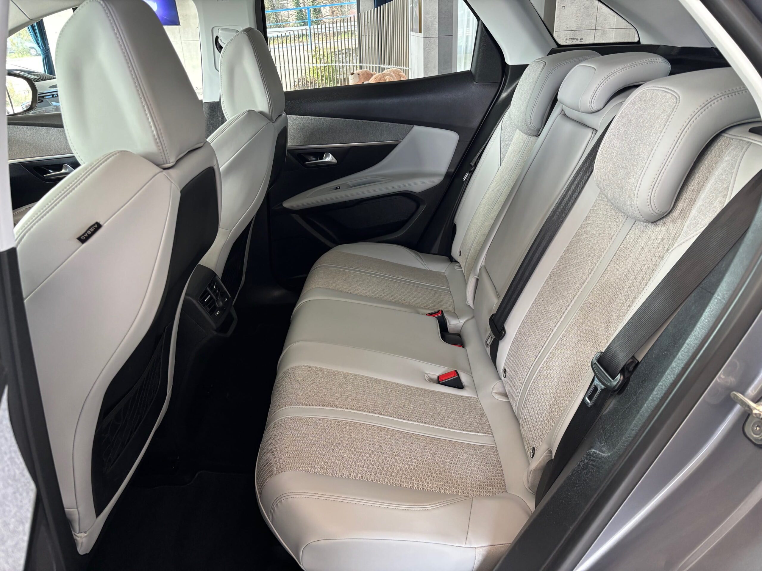 Peugeot 3008 1.6 BlueHDI Allure Automatic