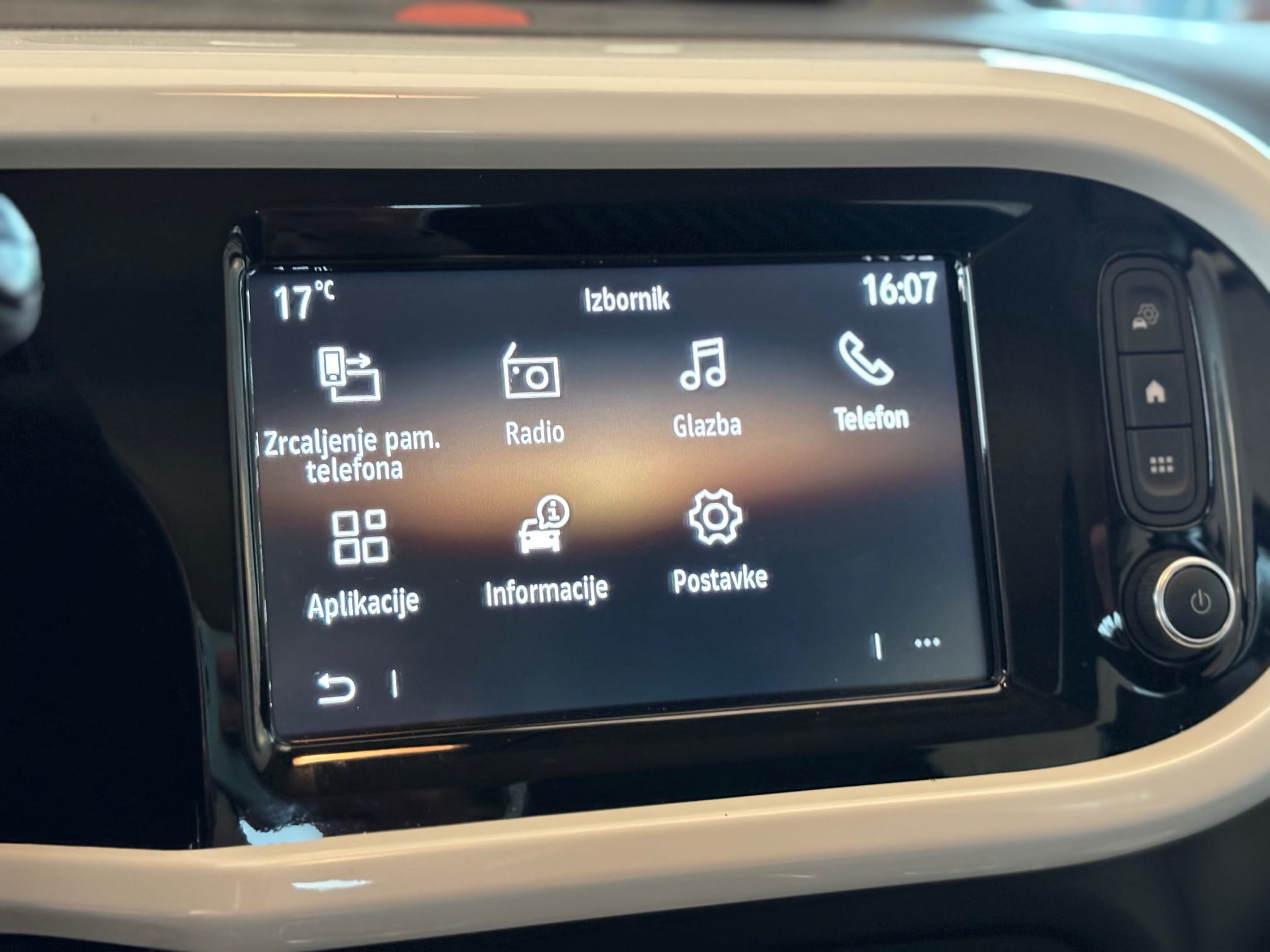 Renault Twingo Z.E. R80 Intens