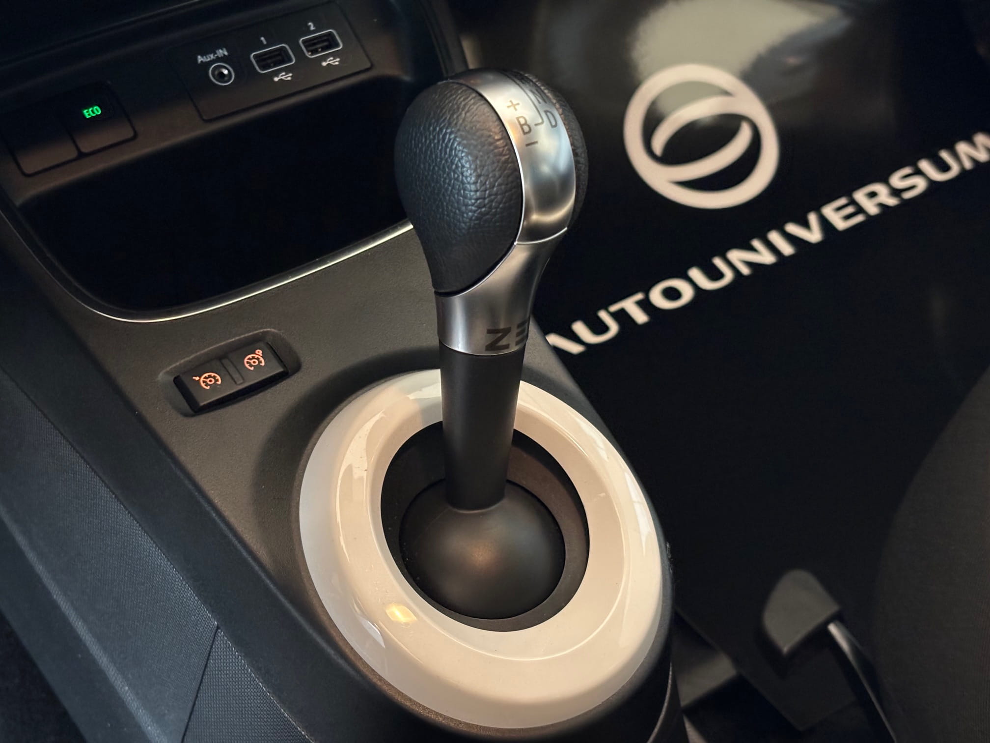 Renault Twingo Z.E. R80 Intens