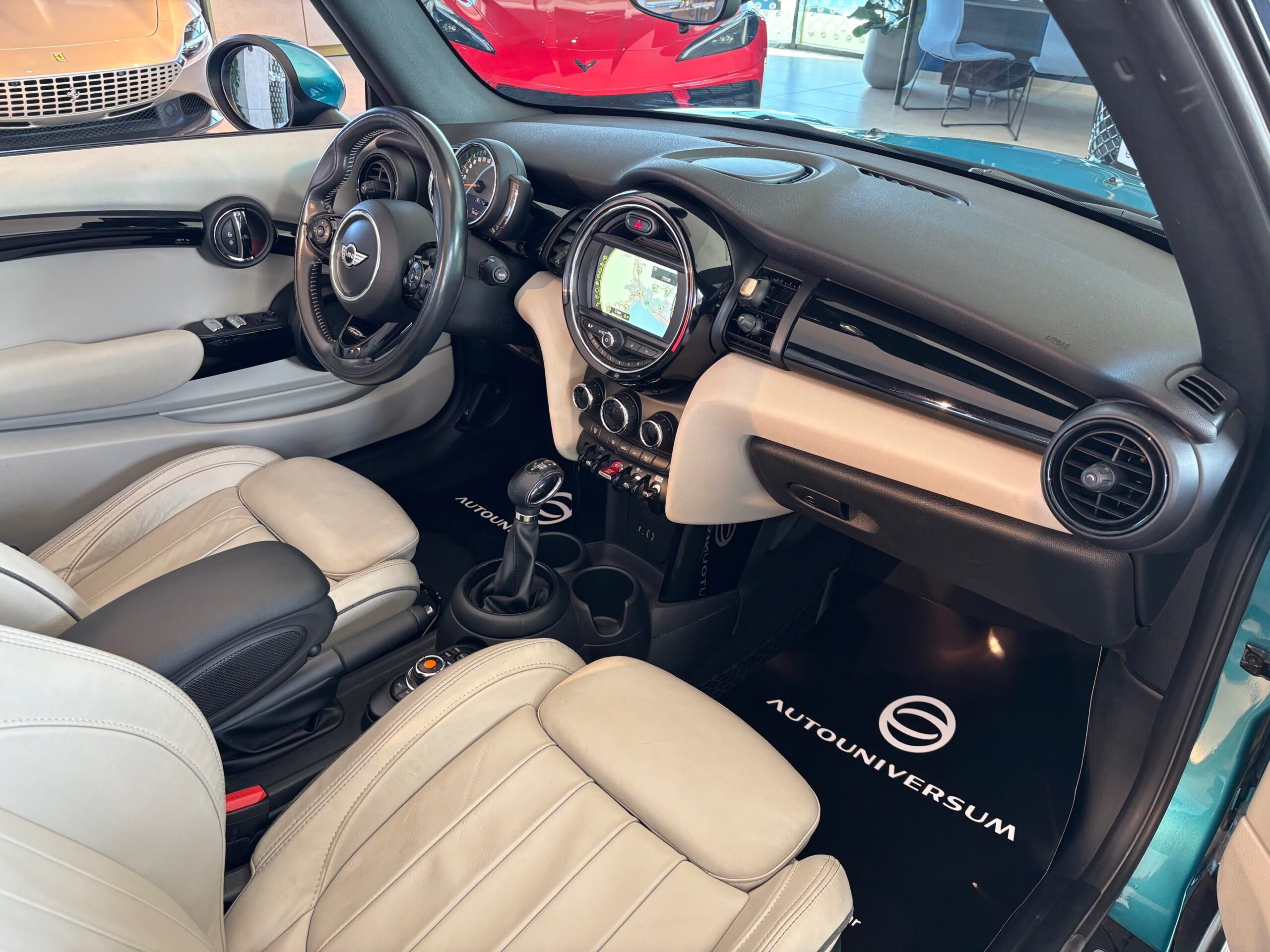 Mini Cooper Cabrio 1.5 Automatic