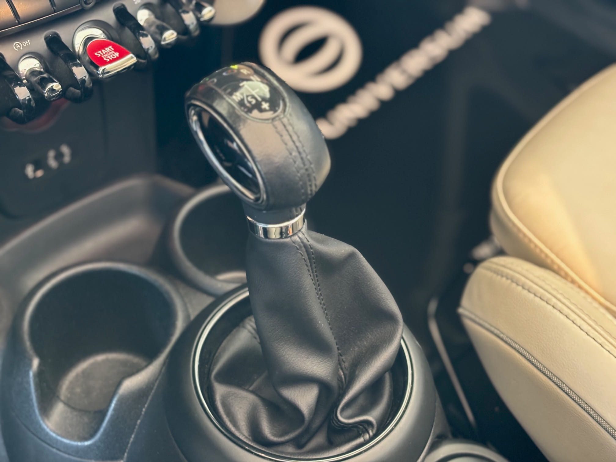 Mini Cooper Cabrio 1.5 Automatic