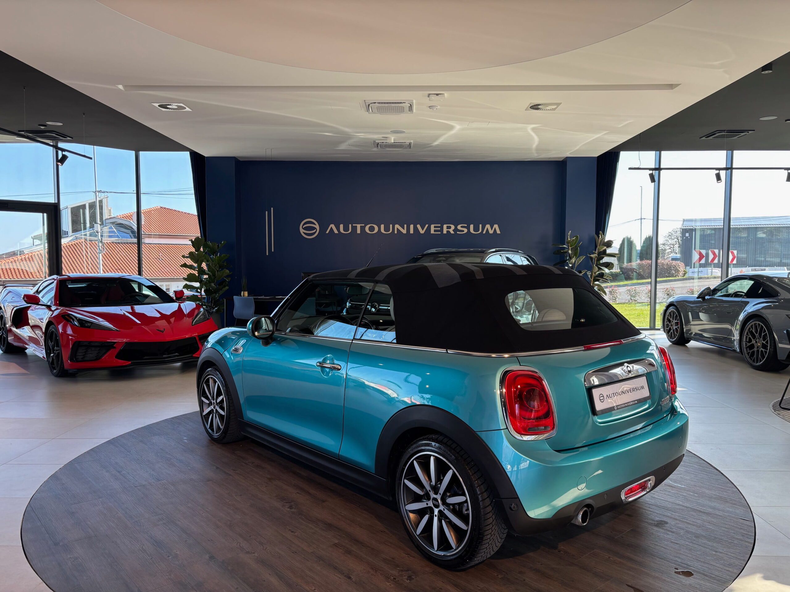 Mini Cooper Cabrio 1.5 Automatic
