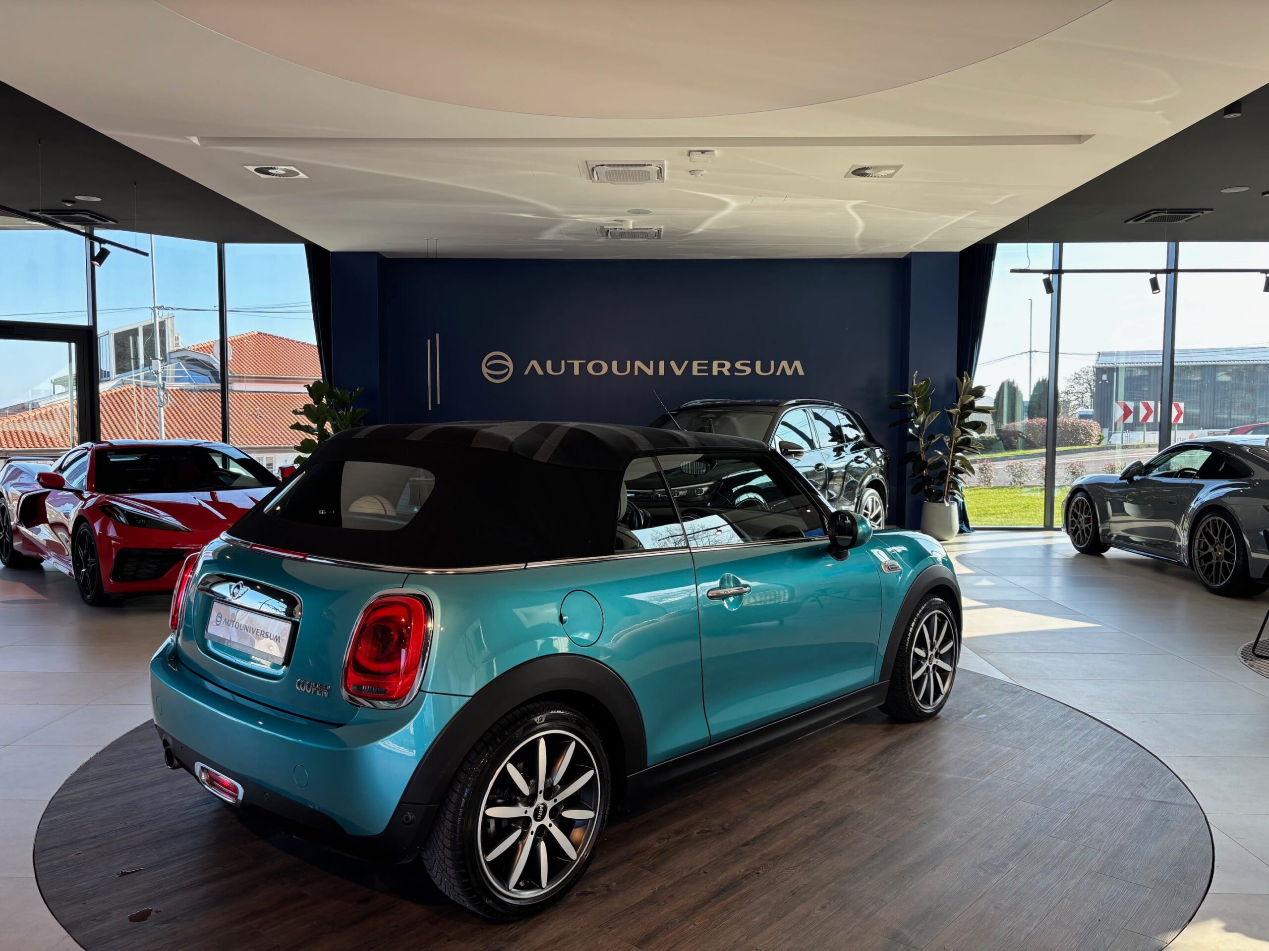 Mini Cooper Cabrio 1.5 Automatic