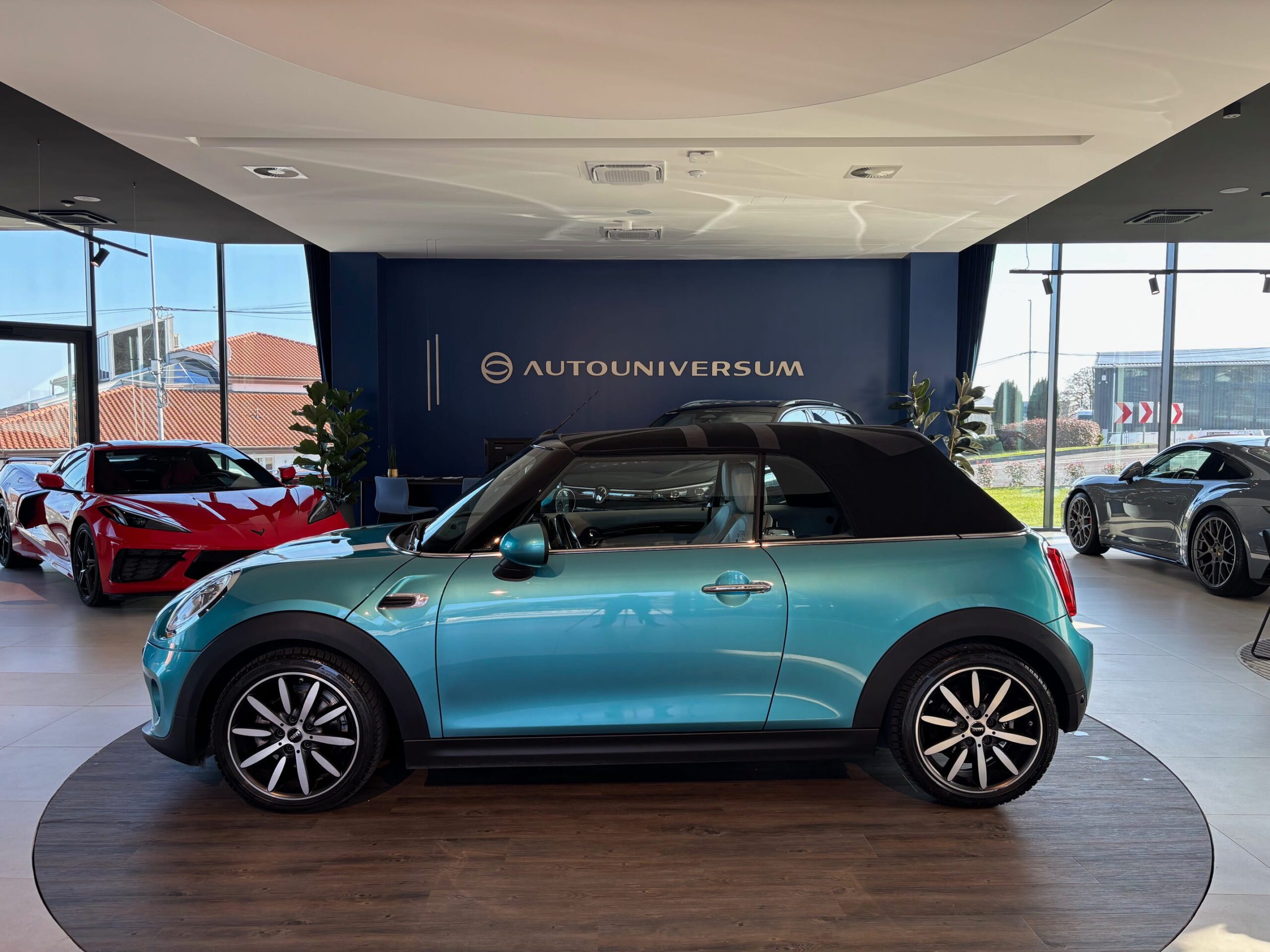 Mini Cooper Cabrio 1.5 Automatic