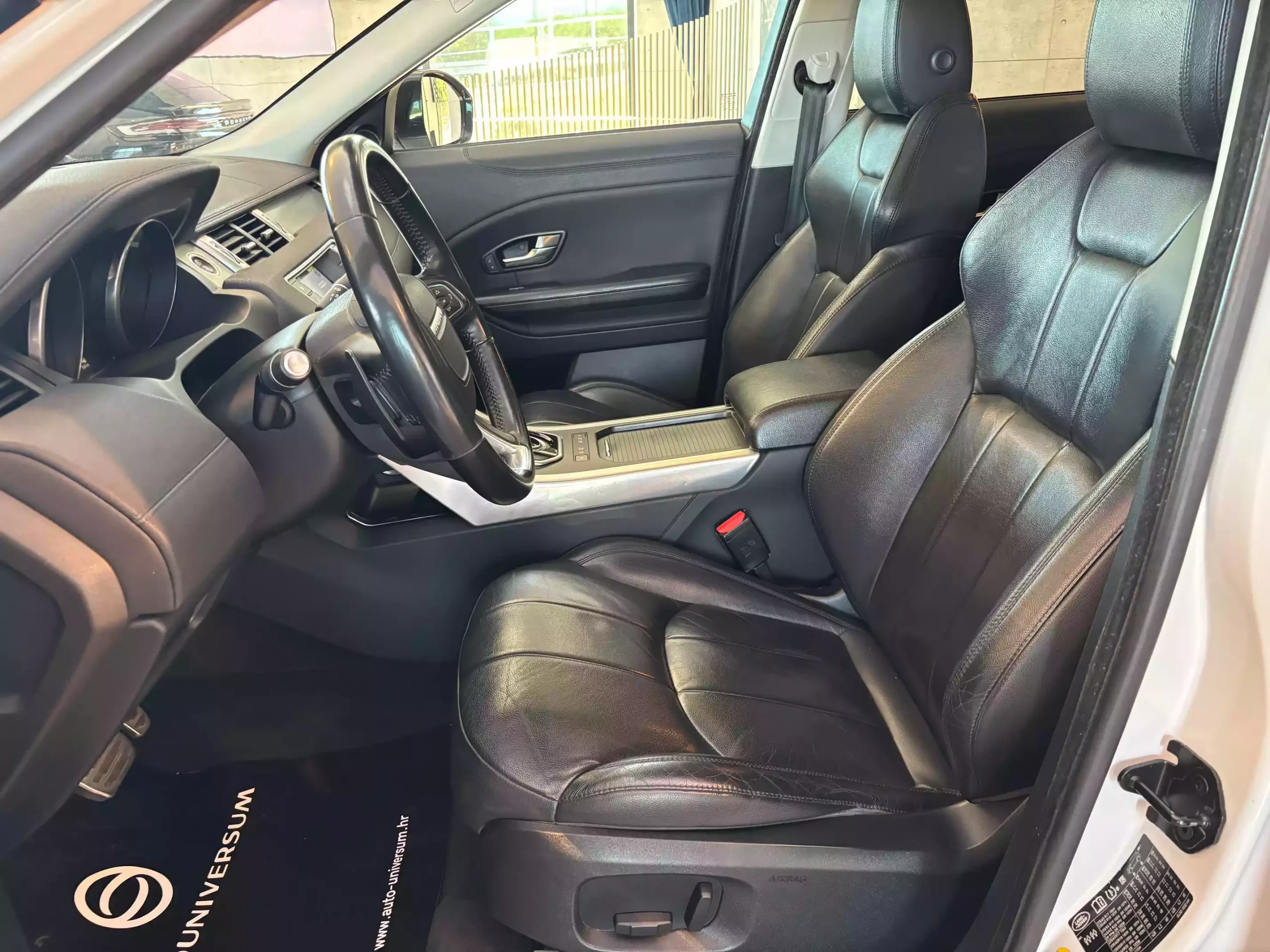 Range Rover Evoque 2.0 TD4 AWD SE Automatic