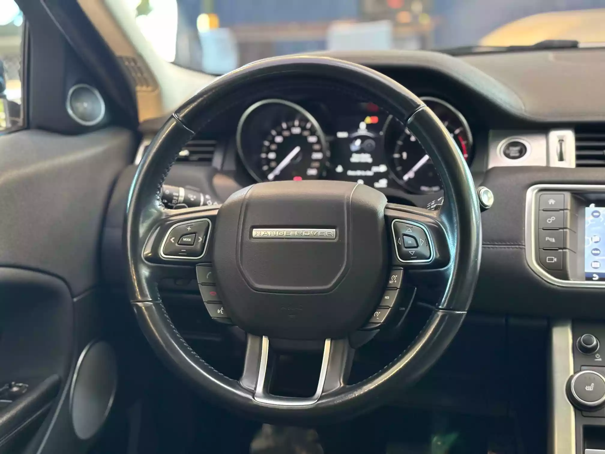 Range Rover Evoque 2.0 TD4 AWD SE Automatic