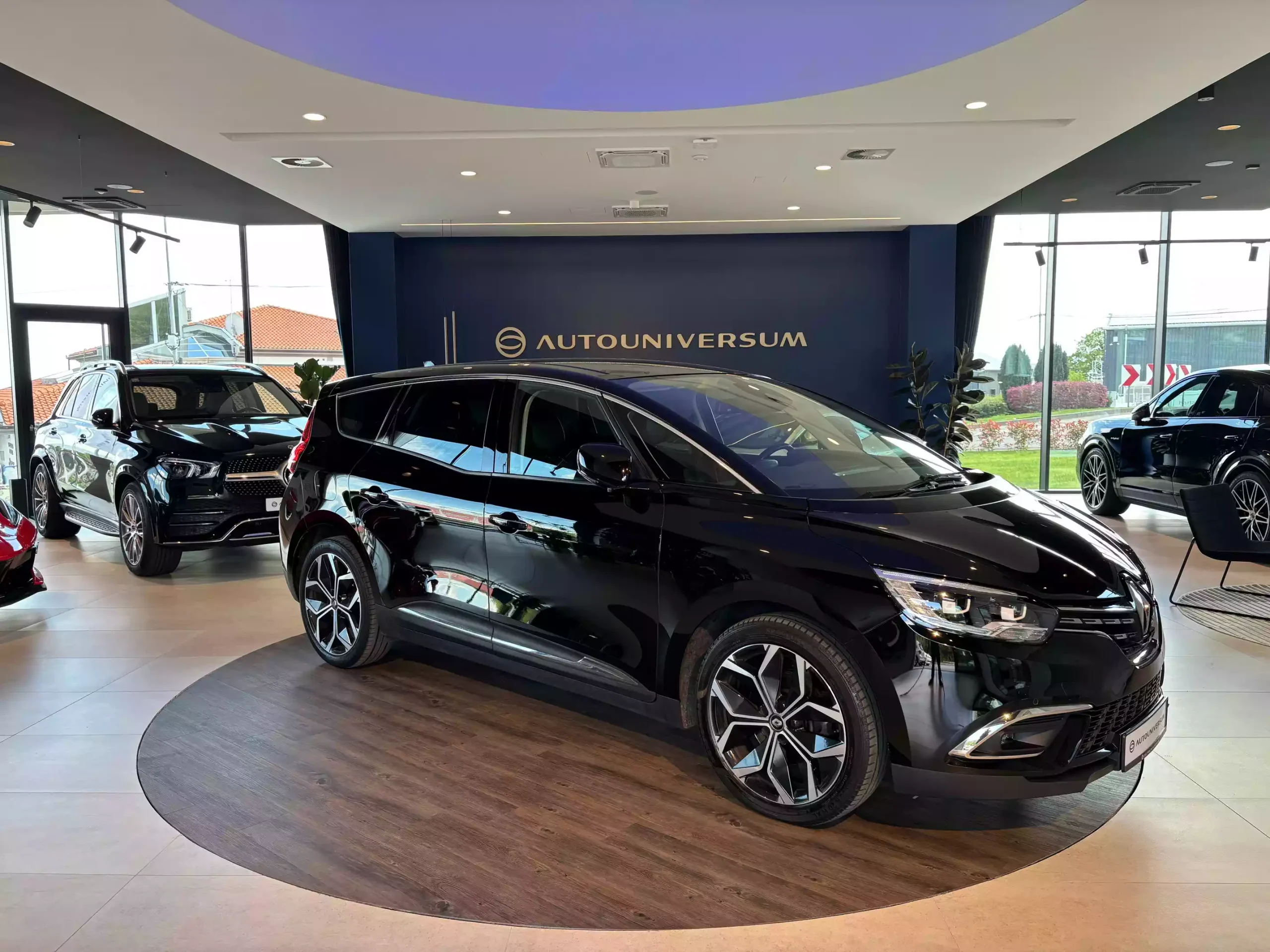 Renault Grand Scenic TCe 140