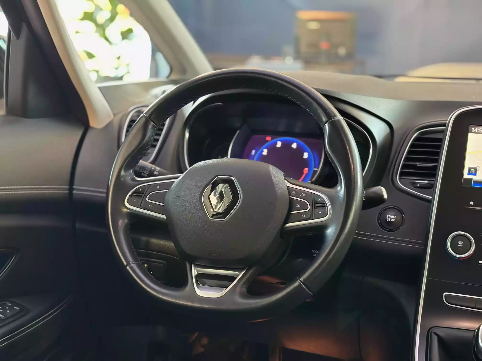 Renault Grand Scenic TCe 140