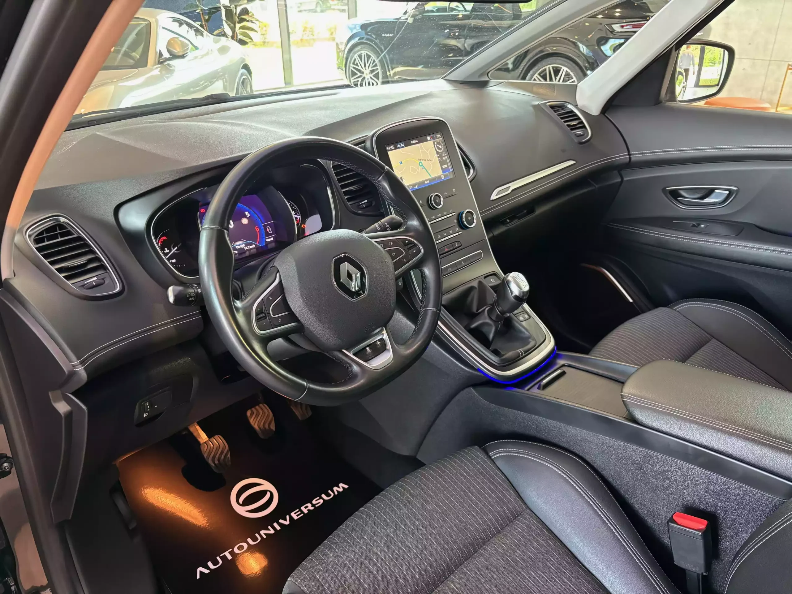 Renault Grand Scenic TCe 140