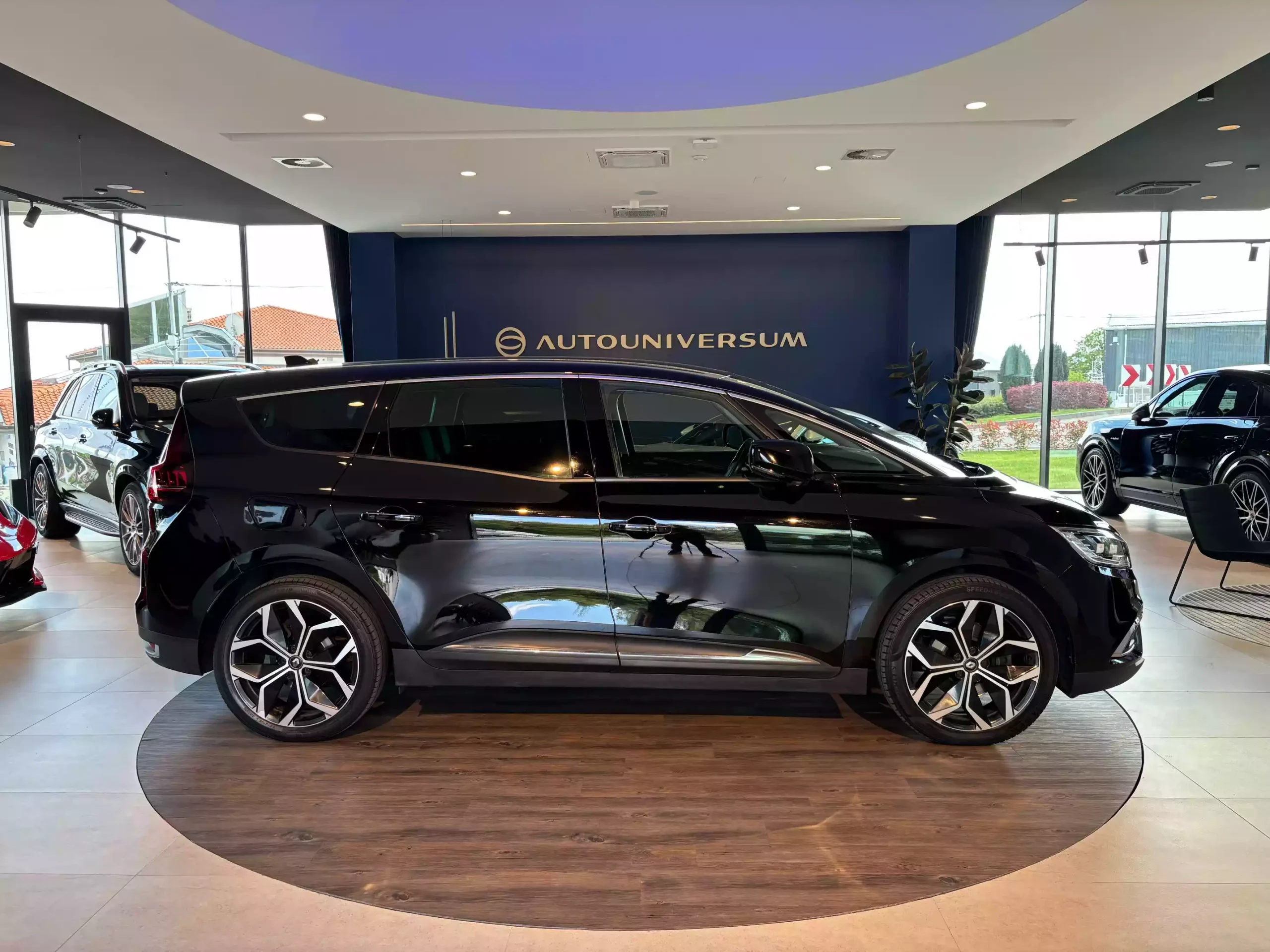 Renault Grand Scenic TCe 140