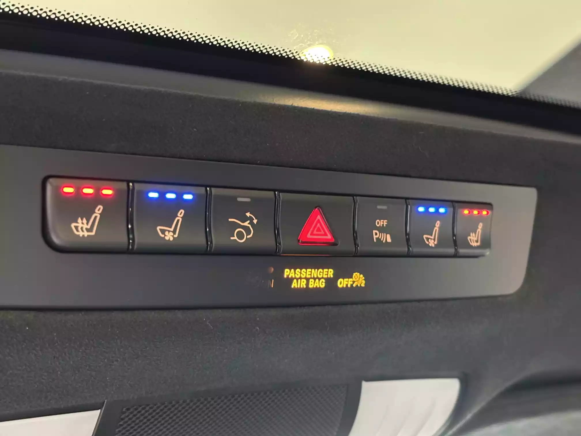 Mercedes-Benz AMG GTC – Burmester, Performance ispuh