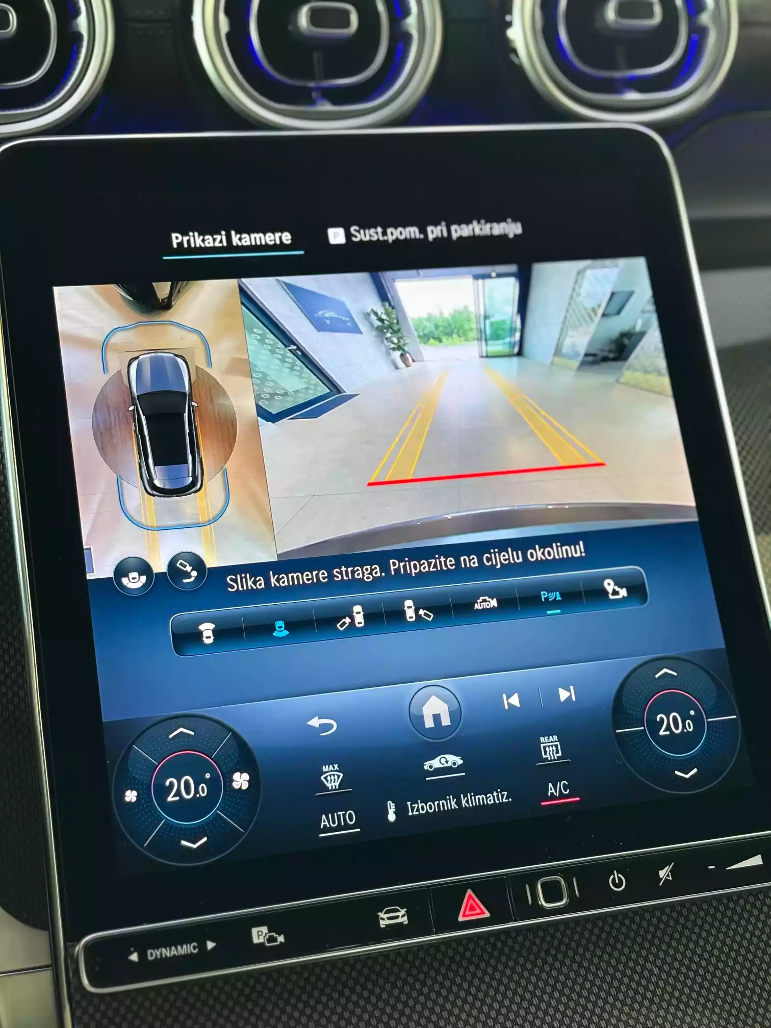 Mercedes GLC 220d 4Matic AMG – Digital Light, kamera 360°, alu 20″