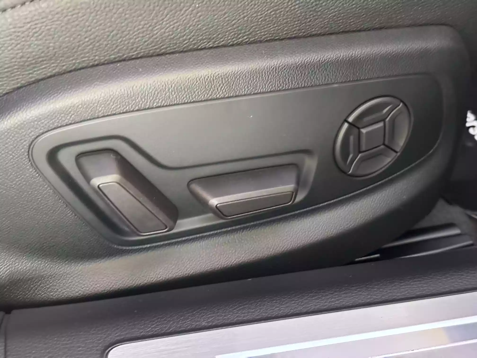Audi A8 50 TDI – HD Matrix LED – Laser Light, zračni ovjes, B&O, ACC