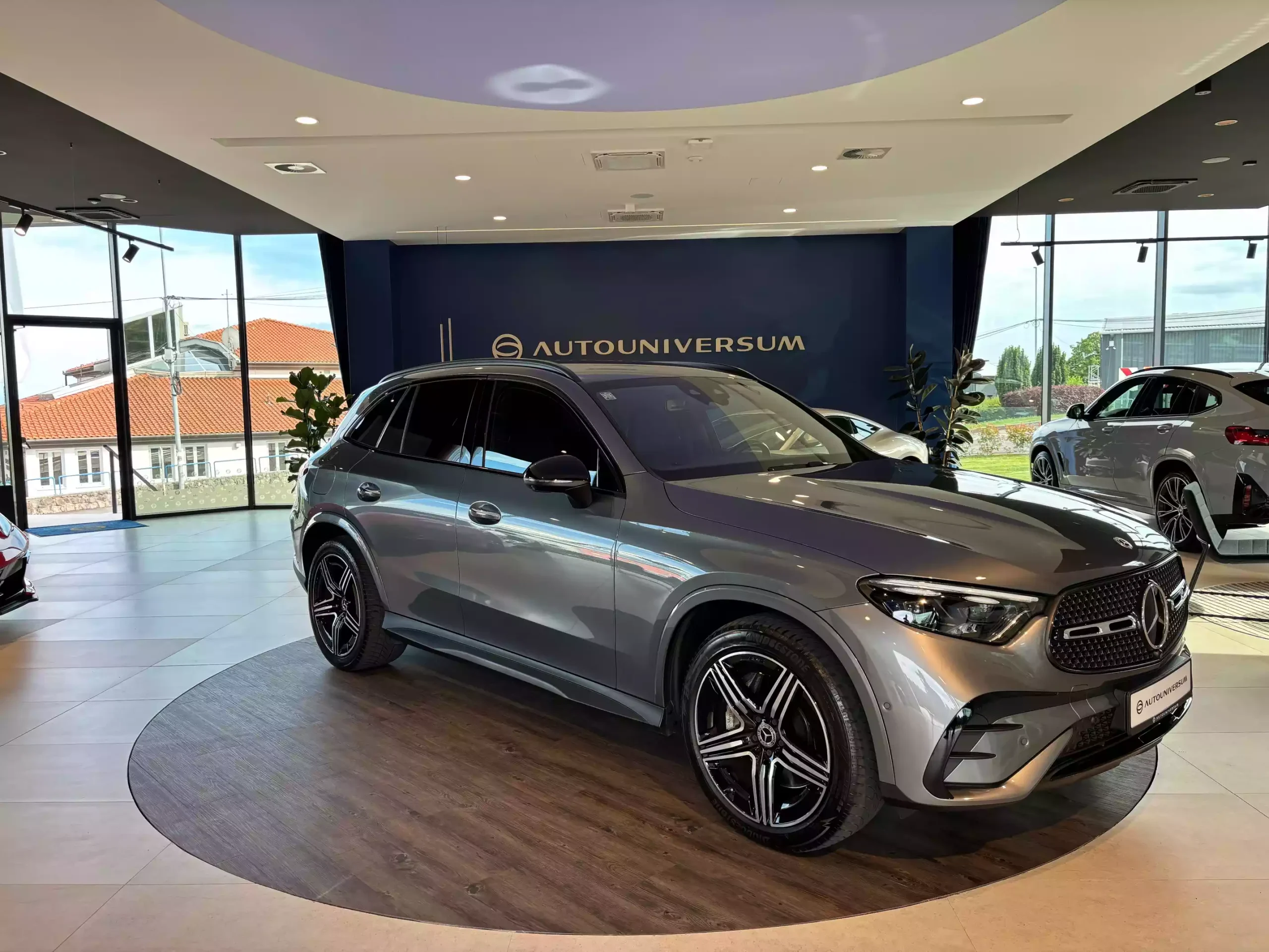 Mercedes GLC 220d 4Matic AMG – Digital Light, kamera 360°, alu 20″